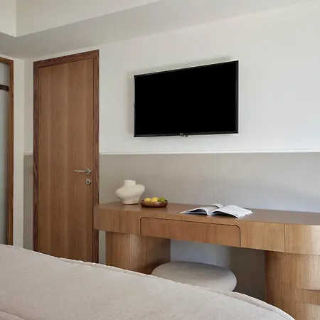 אתר נופש Lindos Princess לרדוס