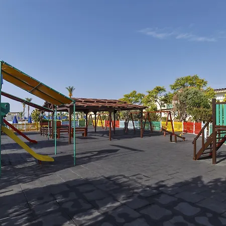 אתר נופש Lindos Princess