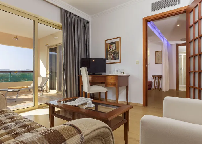 Lindos Princess Resort 4*